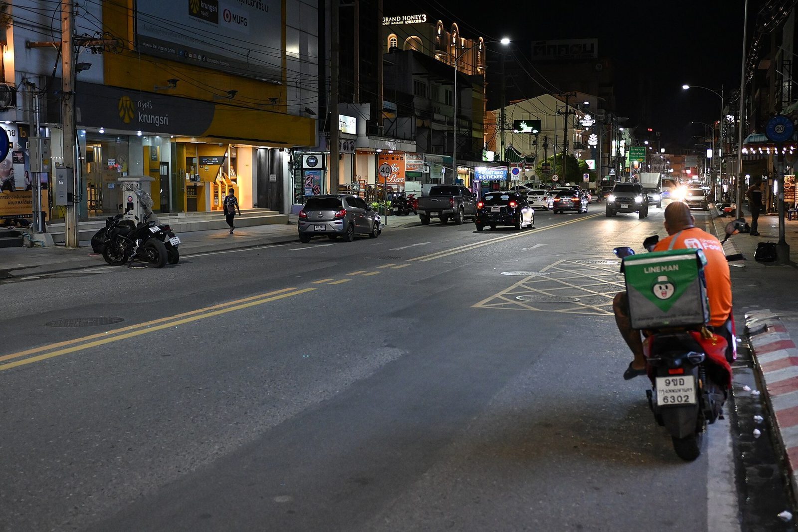 Behöver man internationellt körkort i Thailand?